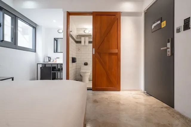 CHASE Hotel-Superior Double Room-7
