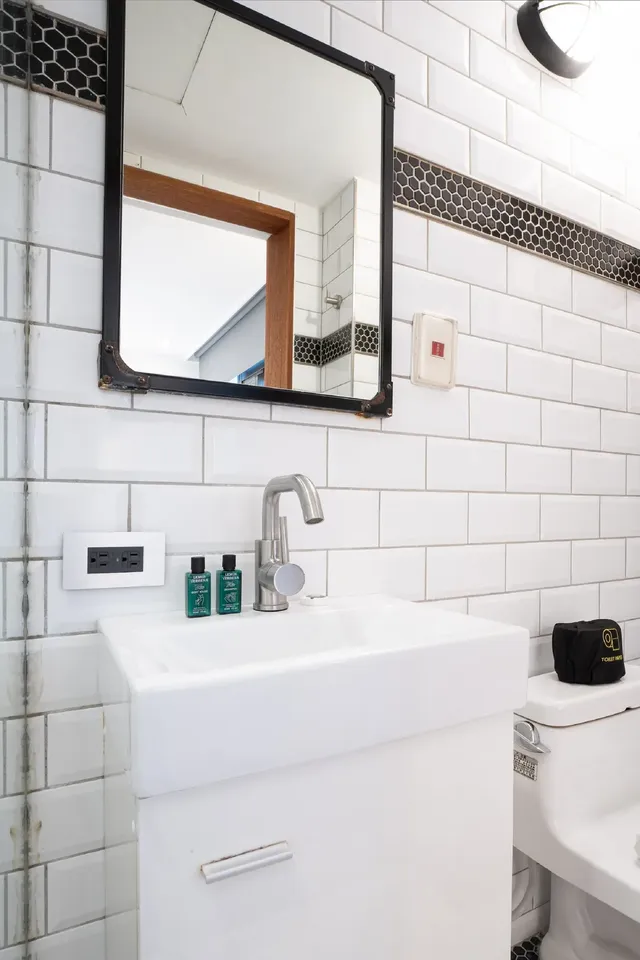 CHASE Hotel-Standard Double Room-7