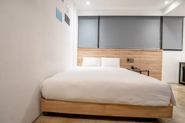 CHASE Hotel-Classic Double Room-2