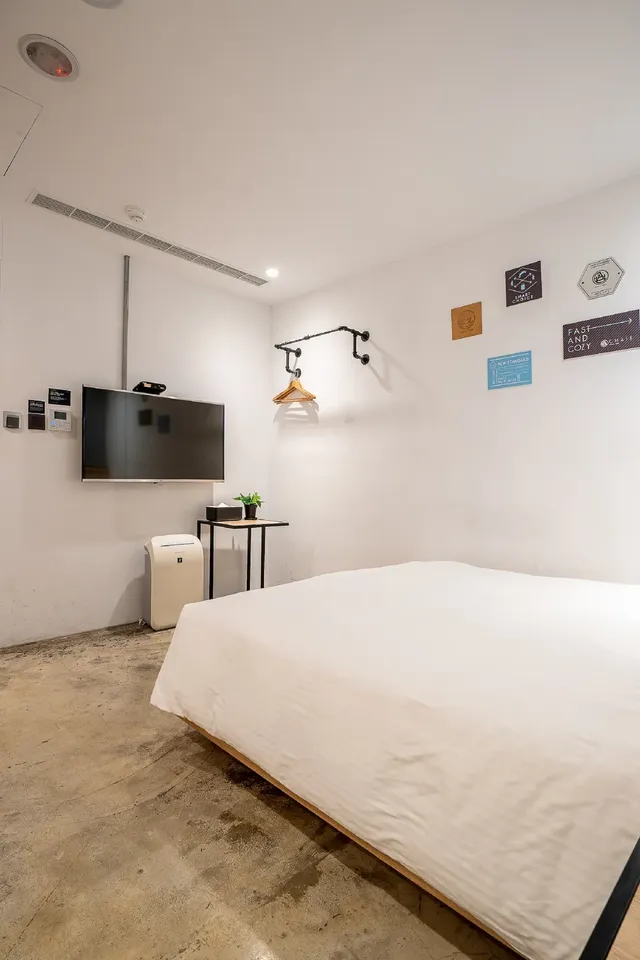 CHASE Hotel-Classic Double Room-6