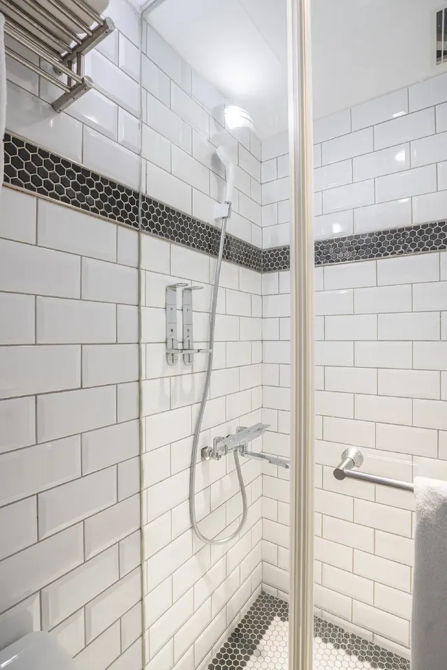CHASE Hotel-Classic Double Room-8
