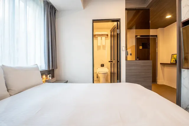 Dream Mansion Hotel-Superior Double Room-5