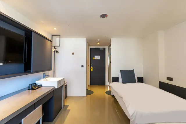 CHECK inn Taichung LiMing-Standard Twin Room-4