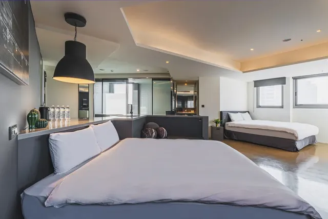 CHECK inn Taichung LiMing-Deluxe Quadruple Room-2