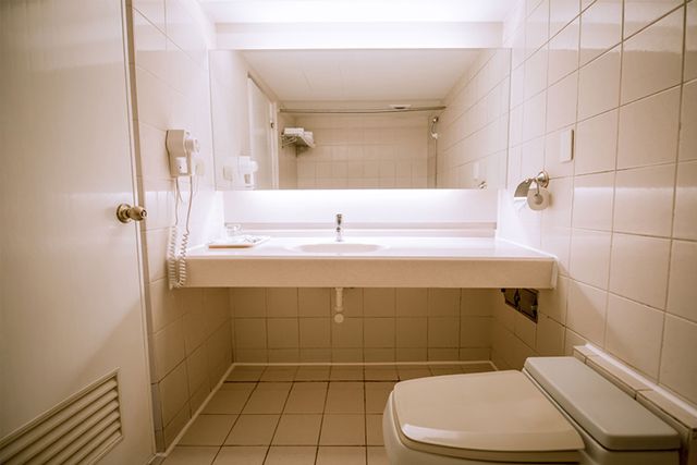 Hamilton Hotel-Standard Double Room-4