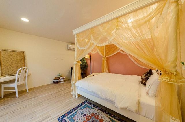 Puli Europe-style BnB-entire house for 8-12 people-3