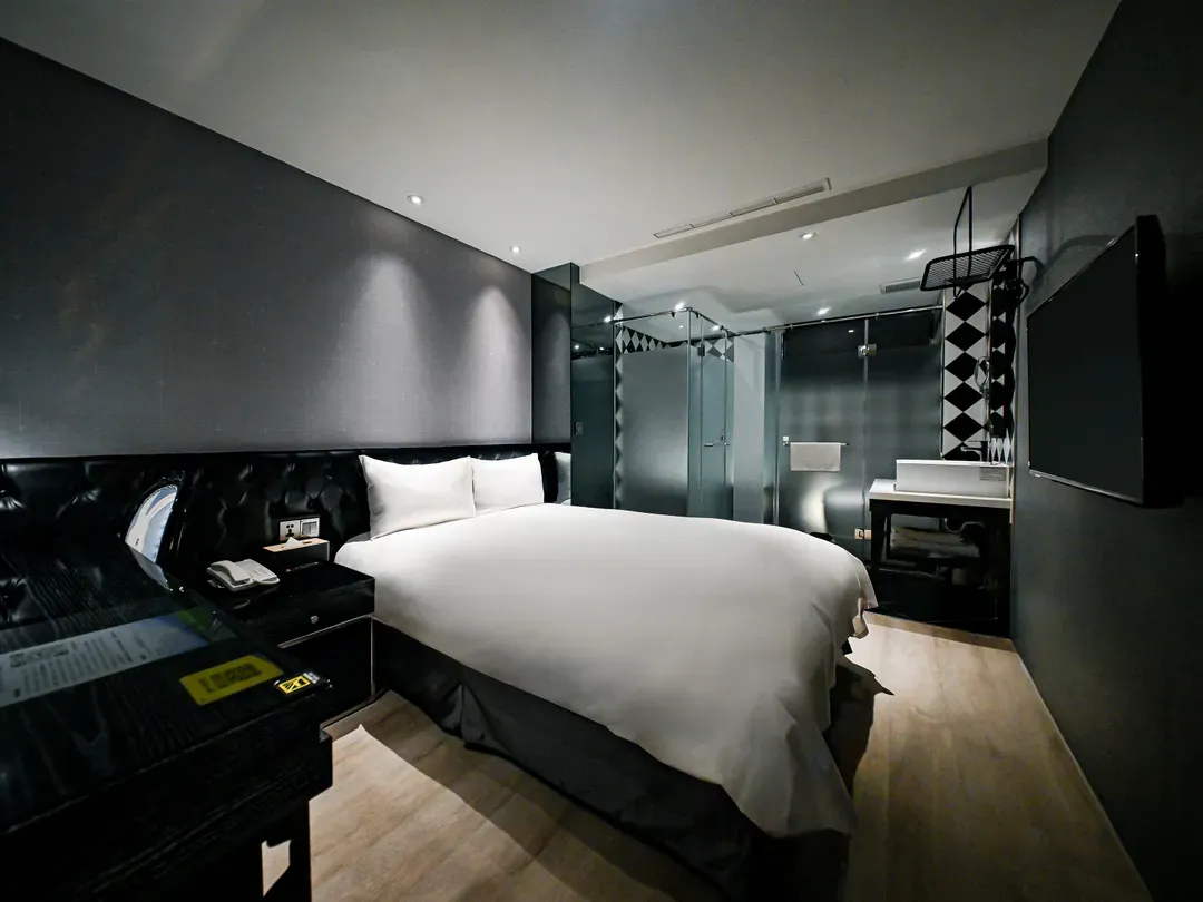 CHECK inn Taipei Main Station