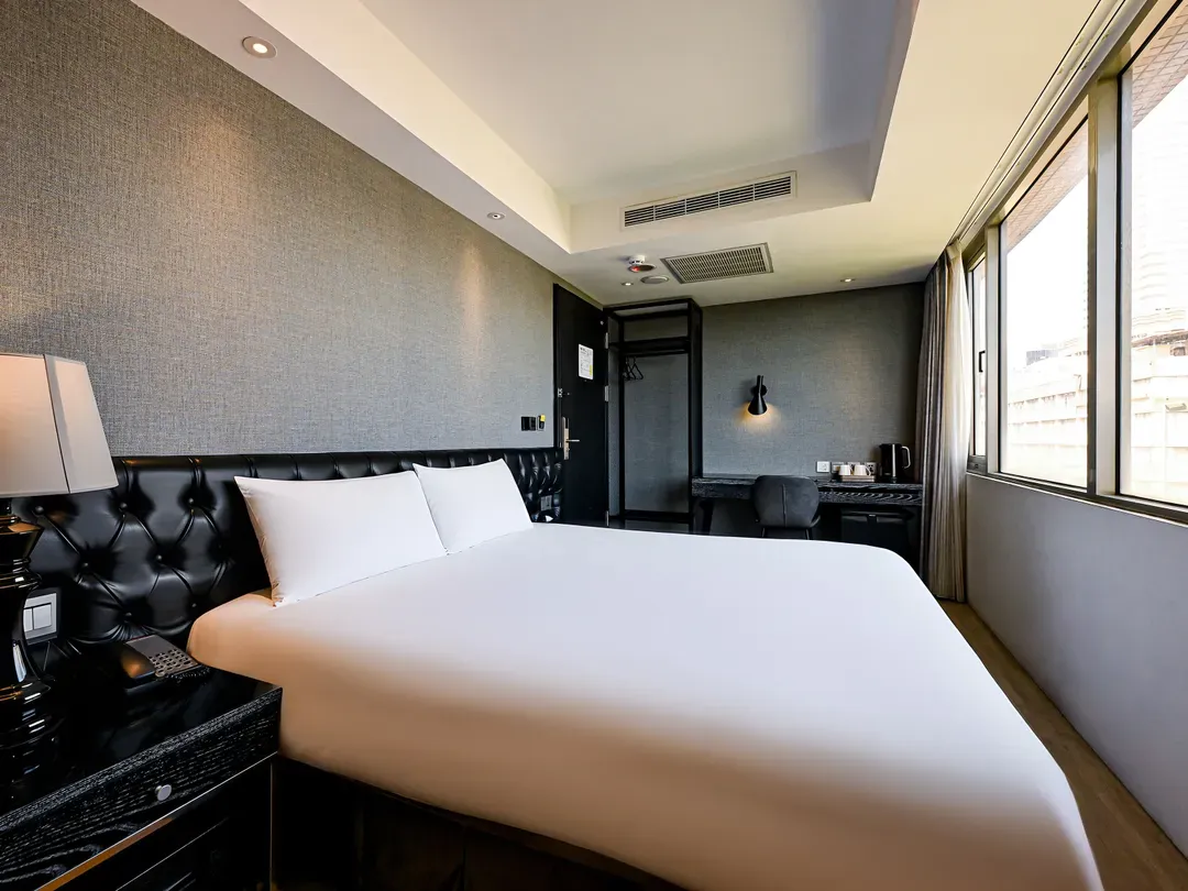 CHECK inn Taipei Main Station