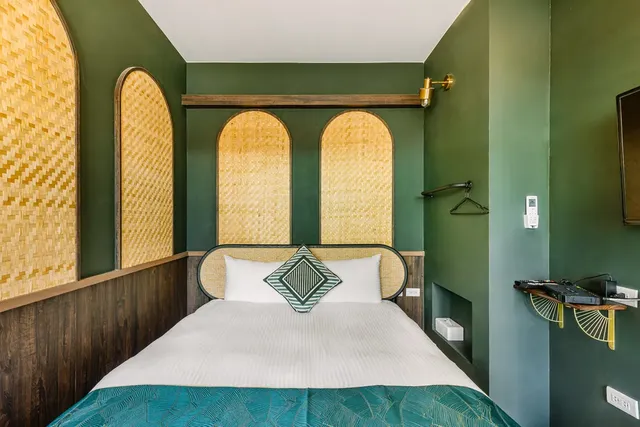 Nan Nan-Two-Bedroom Suite with Bathtub-301-4