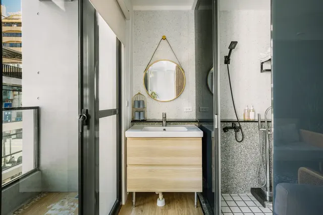 Nan Nan-Two-Bedroom Suite with Bathtub-301-12