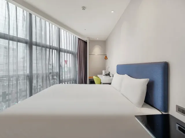 雀客旅館台北信義｜眺望台北101、緊靠捷運站-經典雙人客房-1