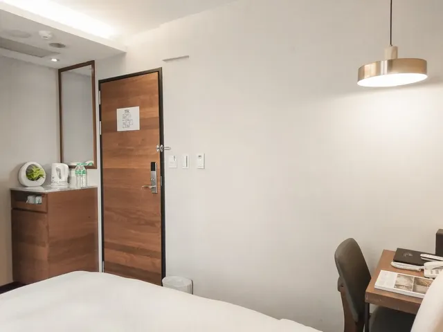 CHECK inn Express Taipei Station-Classic Double Room-3