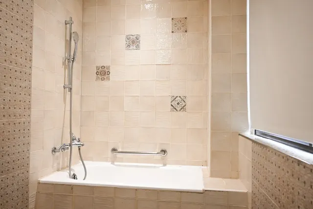CHECK inn Express Taipei Station-Deluxe Quadruple Room-7