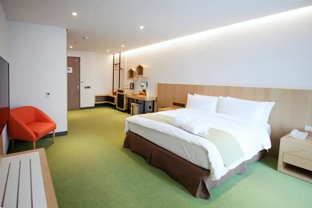 CHECK inn MAGI Kids Hotel-Comfort Quadruple Room (Accessible)-6
