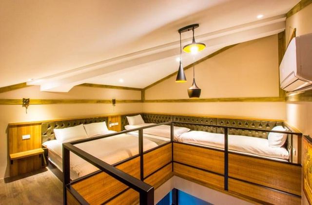 EMOH holiday estate-Quadruple Room|Themed Suite-4