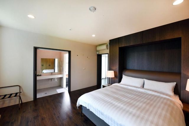 Sun Moon Lake Bamboo Stone Garden Ecological Resort-Deluxe Double Room with Balcony-2