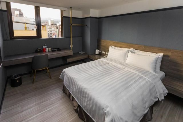 Q21 Hotel ｜帝后大飯店｜高雄音樂中心-標準雙人房-1