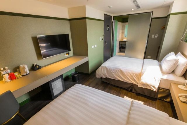 Q21 Hotel ｜帝后大飯店｜高雄音樂中心-標準雙床房-2