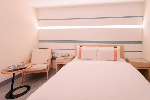 Kiwi Express Hotel - Kaohsiung Station-Standard Double Room-3