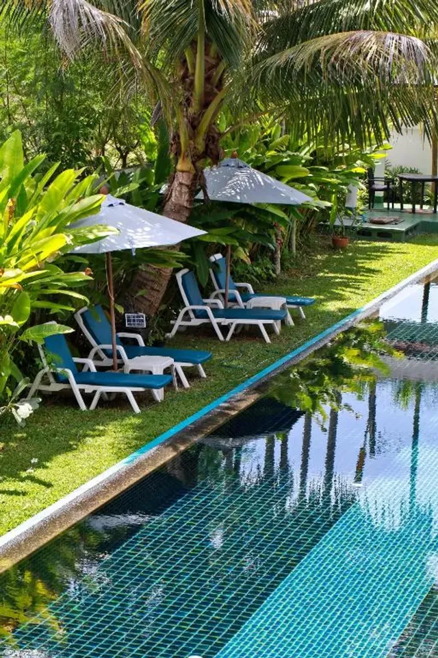 Tea Tree Boutique Resort-Deluxe Pool View King Sized Bed with Balcony-4