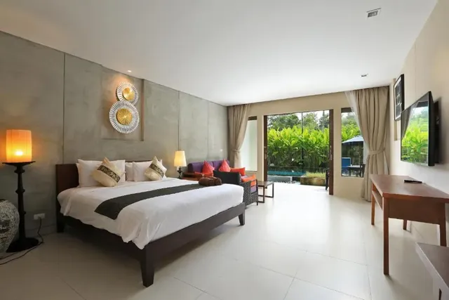 Tea Tree Boutique Resort-Deluxe Pool Access King Sized Bed with Terrace-1