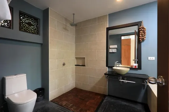 Tea Tree Boutique Resort-Deluxe Pool Access King Sized Bed with Terrace-9