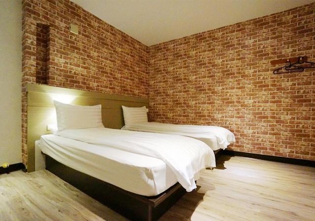 Win Inn Kaohsiung Hotel-Small Twin Room-5