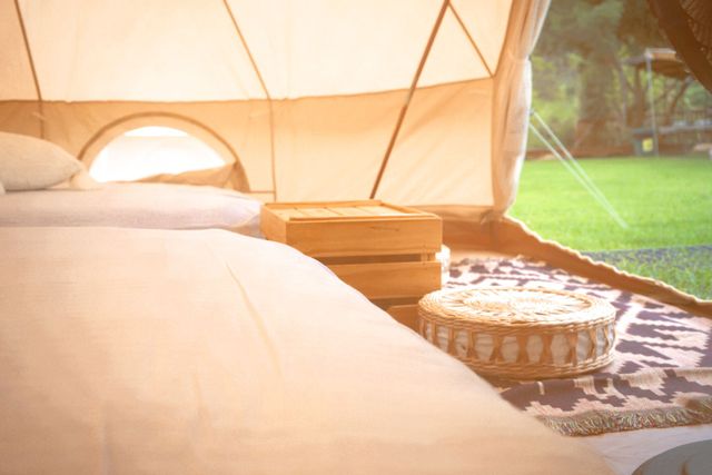 斷橋部落 • 輕奢露營｜獨家5折起！交通便利、贈豪華烤肉晚餐-【懶人露營】清新鐘型帳-2