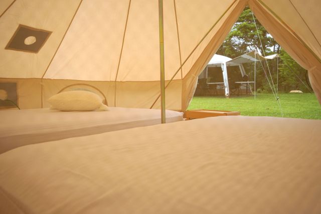 斷橋部落 • 輕奢露營｜獨家5折起！交通便利、贈豪華烤肉晚餐-【懶人露營】清新鐘型帳-5