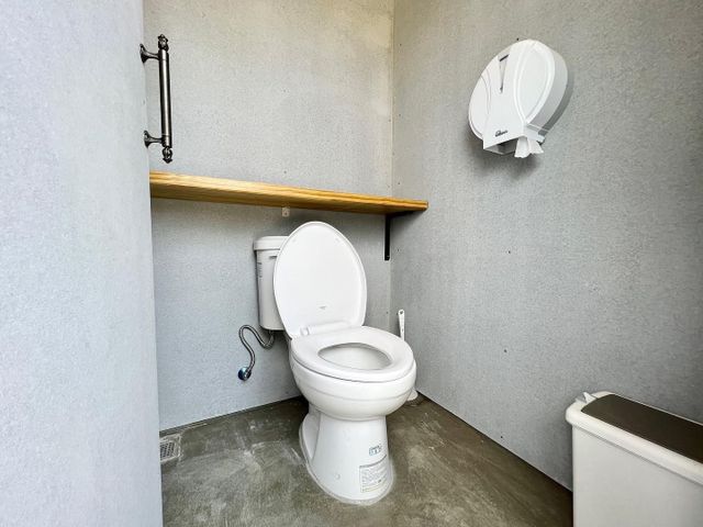 斷橋部落 • 輕奢露營｜獨家5折起！交通便利、贈豪華烤肉晚餐-【懶人露營】華麗鐘型帳-10