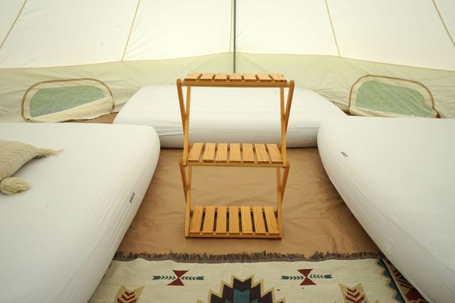 斷橋部落 • 輕奢露營｜獨家5折起！交通便利、贈豪華烤肉晚餐-【懶人露營】華麗鐘型帳-3