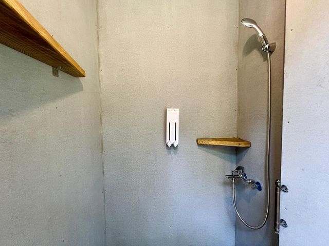 斷橋部落 • 輕奢露營｜獨家5折起！交通便利、贈豪華烤肉晚餐-【懶人露營】華麗鐘型帳-11