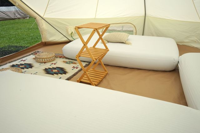 斷橋部落 • 輕奢露營｜獨家5折起！交通便利、贈豪華烤肉晚餐-【懶人露營】華麗鐘型帳-5