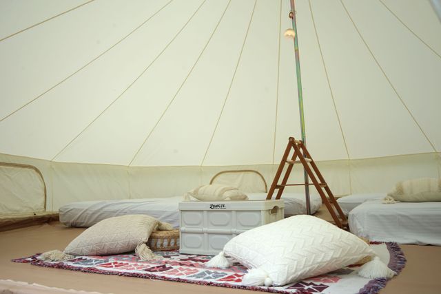 斷橋部落 • 輕奢露營｜獨家5折起！交通便利、贈豪華烤肉晚餐-【懶人露營】派對鐘型帳-5