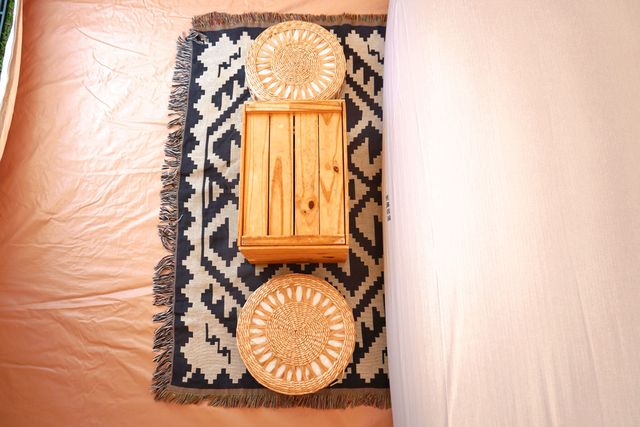 斷橋部落 • 輕奢露營｜獨家5折起！交通便利、贈豪華烤肉晚餐-【懶人露營】毛小孩春日帳 ll 可攜一狗-6