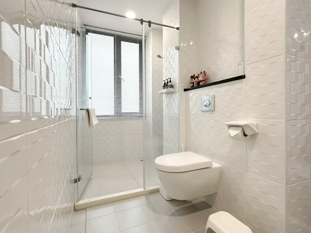 June June House｜Tainan Private Guesthouse with Elevator｜2–14 Guests Whole House or Room Rental