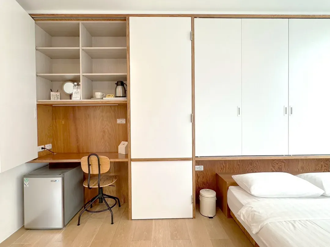 June June House｜Tainan Private Guesthouse with Elevator｜2–14 Guests Whole House or Room Rental