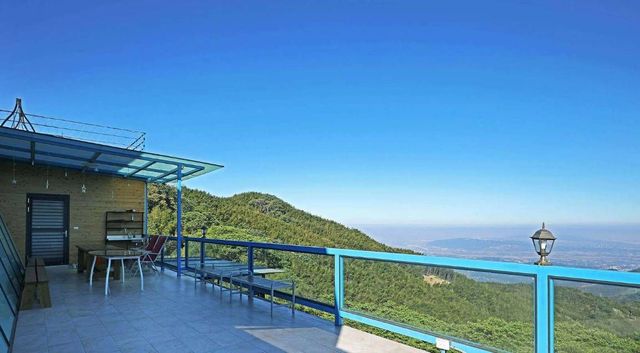 深山林內生態農場｜全新太空艙、狩獵帳、星空玻璃屋-【豪華露營】玻璃屋總統套房八人房-7