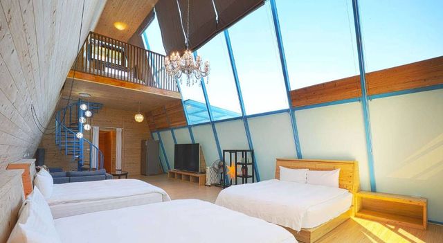 深山林內生態農場｜全新太空艙、狩獵帳、星空玻璃屋-【豪華露營】玻璃屋總統套房八人房-3