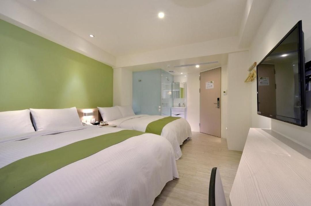 Fengjia Green Hotel