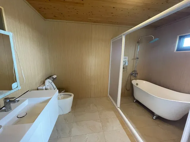 深山林內生態農場｜全新太空艙、狩獵帳、星空玻璃屋-孟宗森林8人房-7