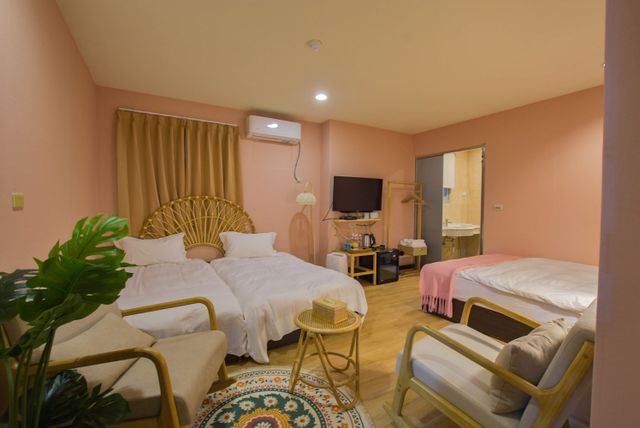 Ashare Hotel-Standard Quadruple Room-1