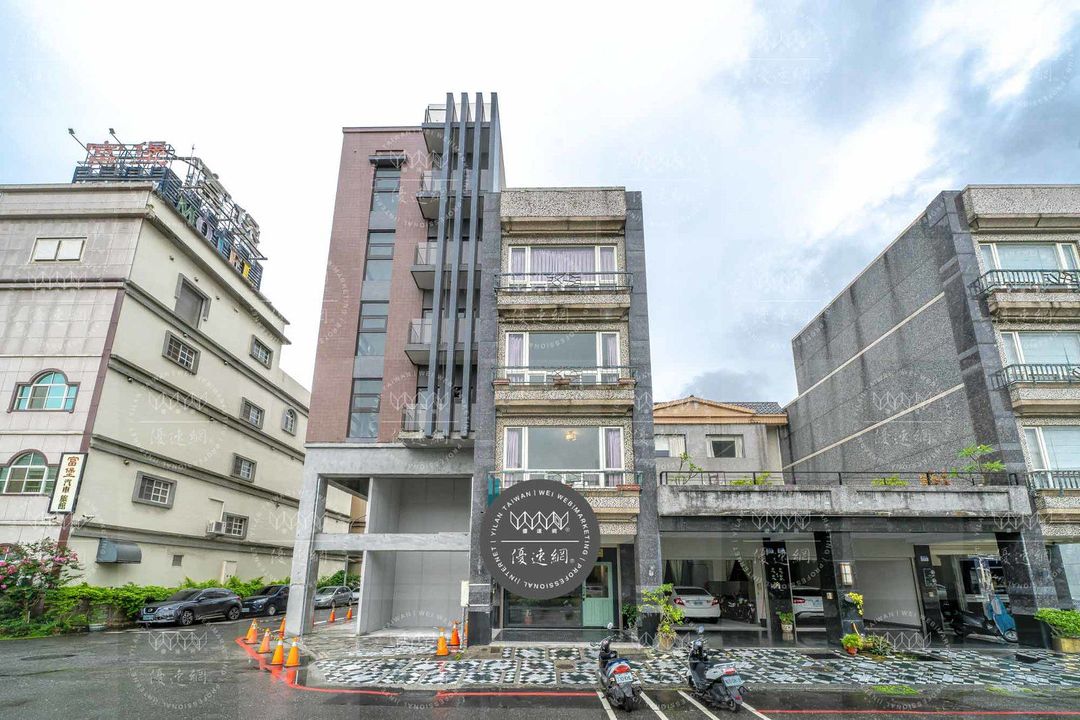 發現民宿 Discovery B&B｜可4-21人包棟｜2022全新裝潢