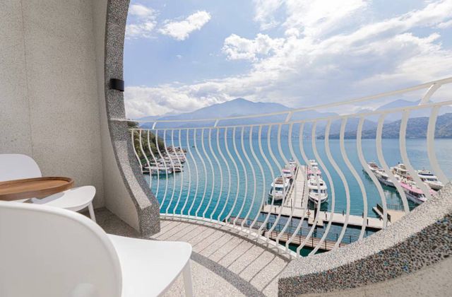 APOLLO RESORT HOTEL SUN MOON LAKE-Lake View Family Room｜Breakfast included-5