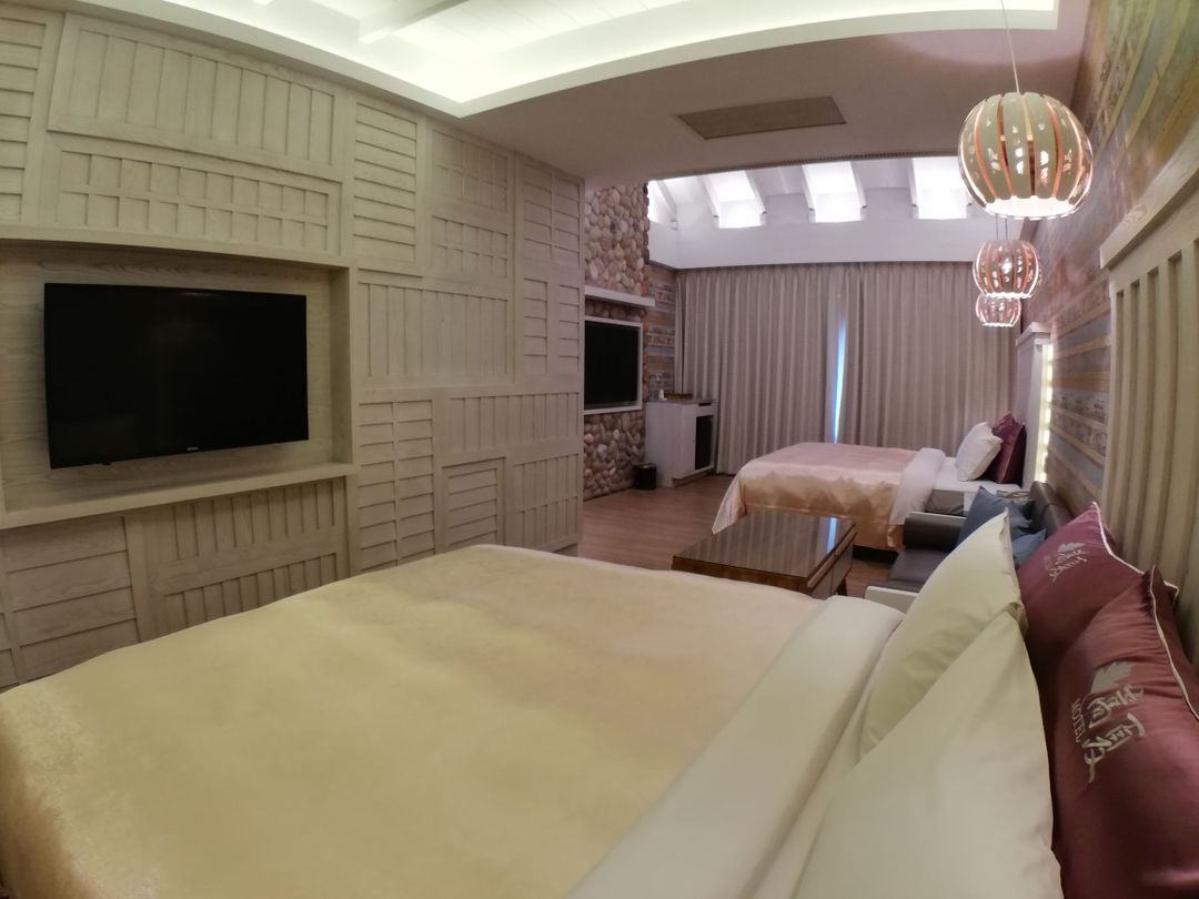 嵩夏汽車旅館