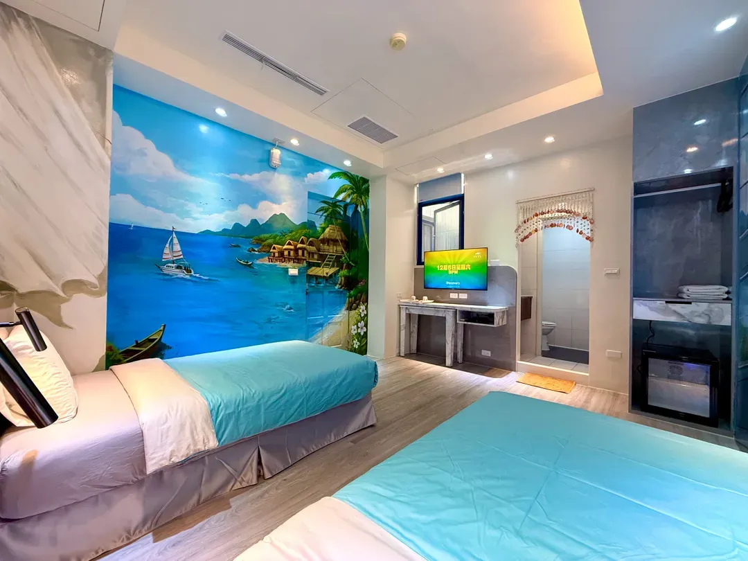 Little Ryukyu Boath House B & B