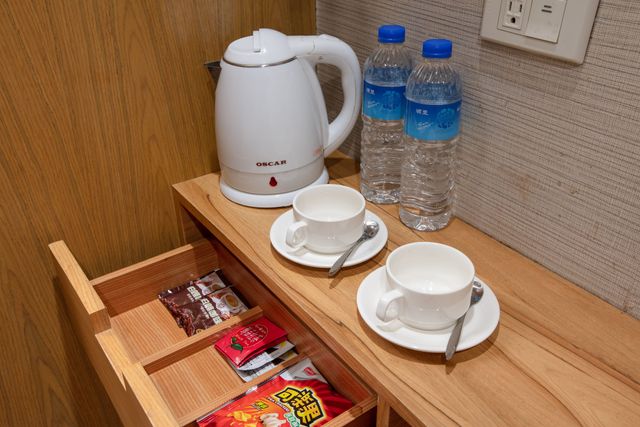 MINIBAR