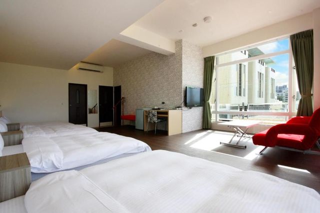 컨딩 그린 컨트리야드 베드 앤 브랙퍼스트  (Kenting green courtyard bed and breakfast)-Deluxe Family Room (8 people)-4