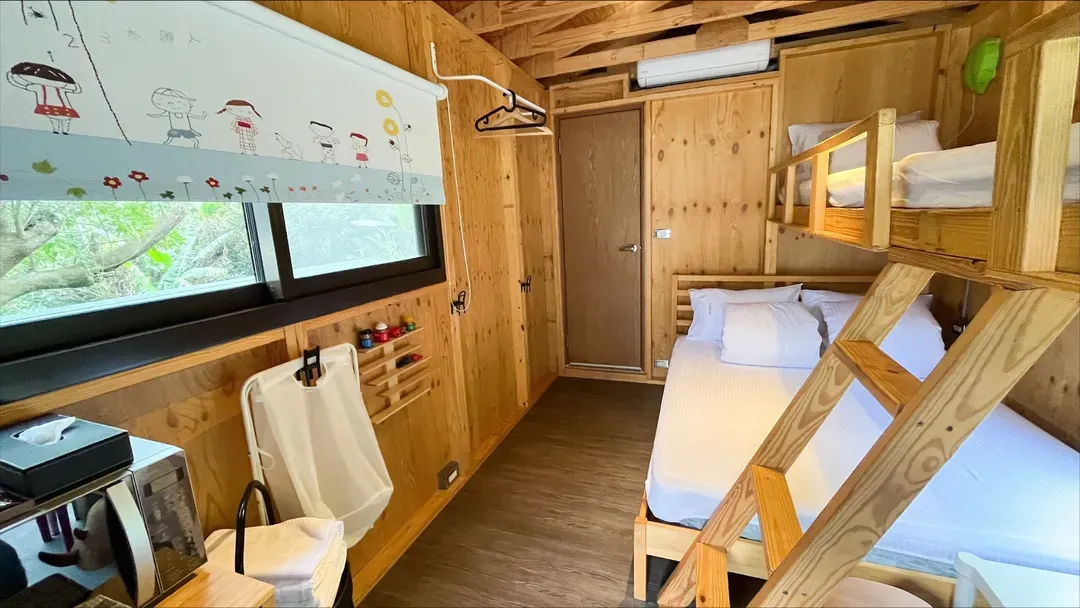 拾階莊園｜豪華露營車、小木屋、近內灣老街
