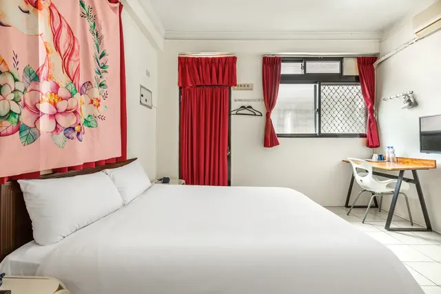 Forever Happiness Hostel-Superior Double Room-3